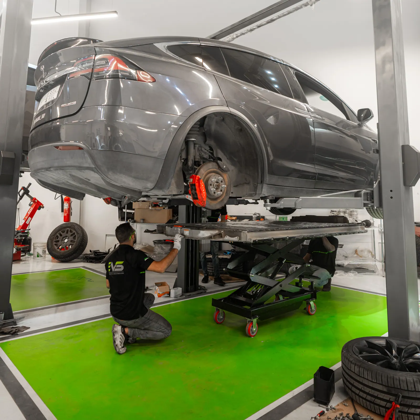 Complete Tesla Maintenance Guide for Saudi Arabia