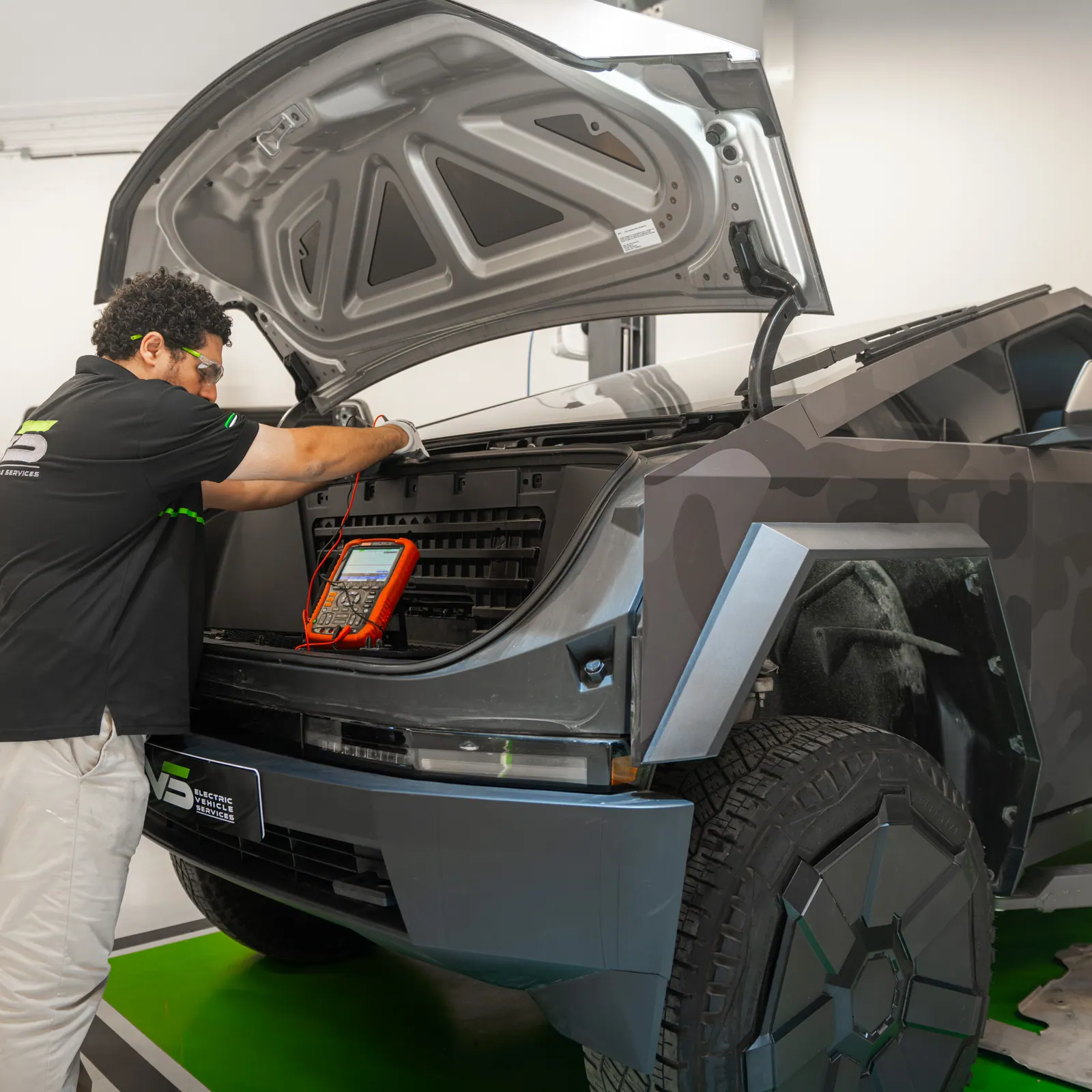 EVs, Hybrids & Range Extenders: What's the Difference and Why It Matters for Maintenance